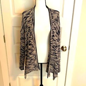 Simply Vera Vera Wang|| Navy/white oversized cardigan sweater with black trim